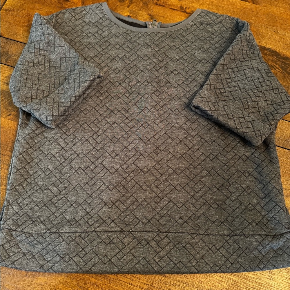 ✅ CLOSET CLOSING SOON Banana Republic Quilted Sweatshirt Top